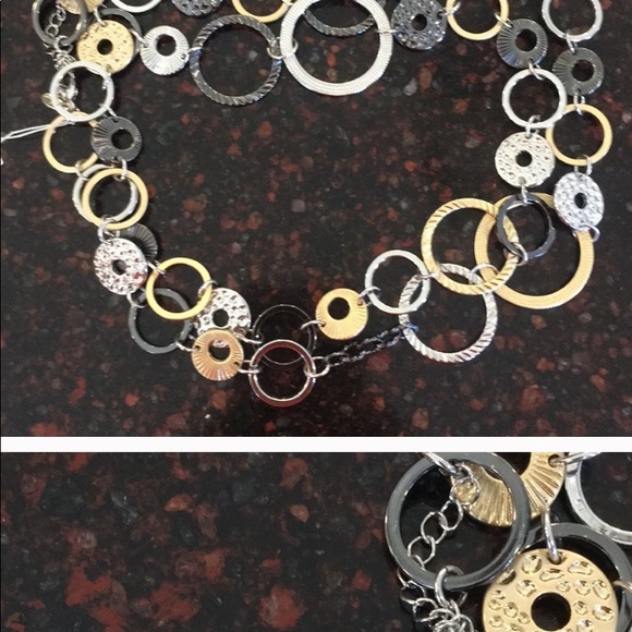 Lia Sophia Necklace in mixed metals. NWT’s - Picture 3 of 6